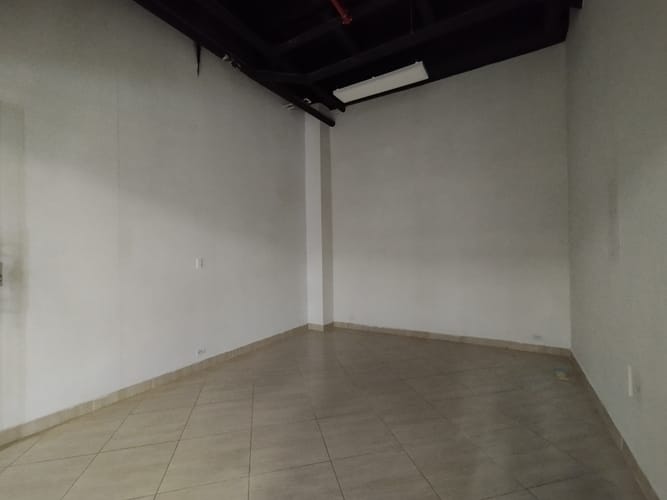 Local en arriendo en Suramérica, Itagüí, 21 m² · foto 3 de 6