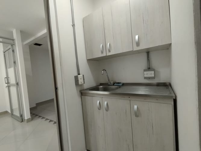 Oficina en arriendo en Laureles, Medellín, 85 m² · foto 11 de 12