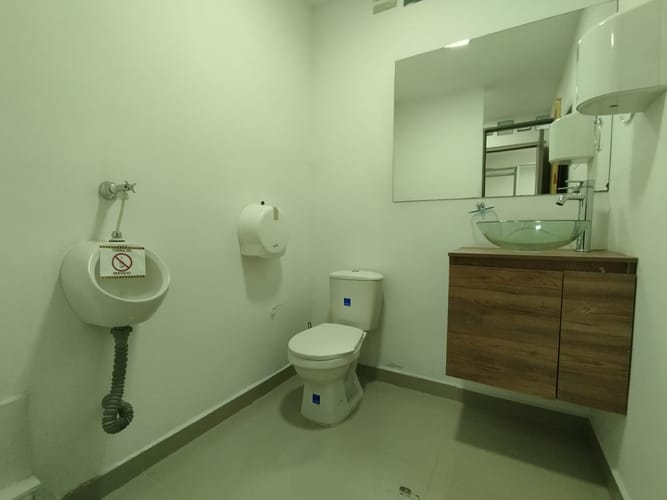Oficina en arriendo en Laureles, Medellín, 85 m² · foto 12 de 12