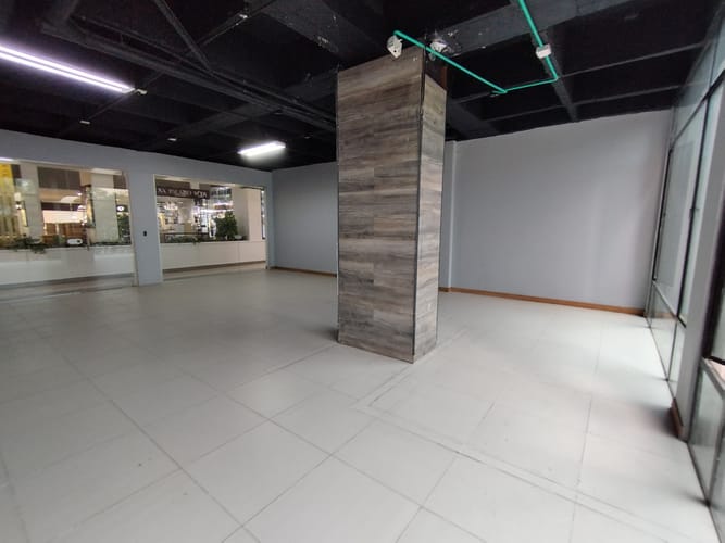 Local en arriendo en El Poblado, Medellín, 70 m² · foto 6 de 6