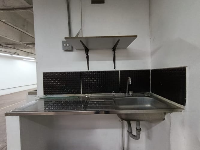 Local en arriendo en Perpetuo Socorro, Medellín, 150 m² · foto 14 de 14