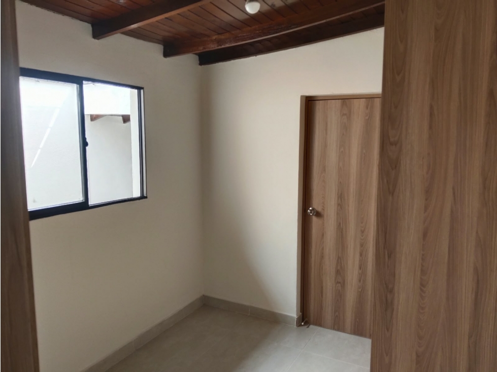 Apartamento en arriendo en La Candelaria, Medellín · foto 8 de 23