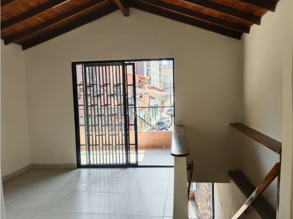 Apartamento en arriendo en La Candelaria, Medellín · foto 18 de 23
