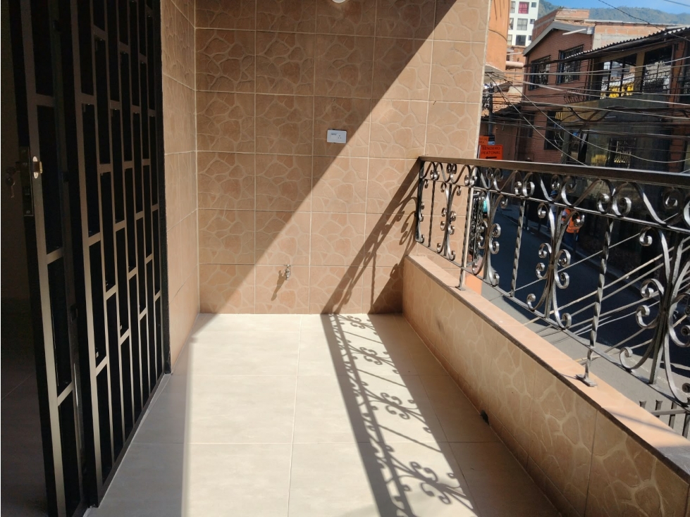 Apartamento en arriendo en La Candelaria, Medellín · foto 22 de 23