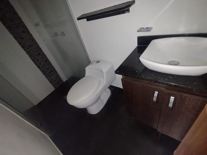Apartamento de 3 alcobas en arriendo en La Hondonada, Medellín, 63 m² · foto 4 de 20