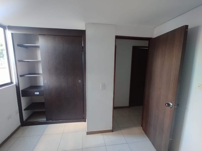 Apartamento de 3 alcobas en arriendo en La Hondonada, Medellín, 63 m² · foto 6 de 20