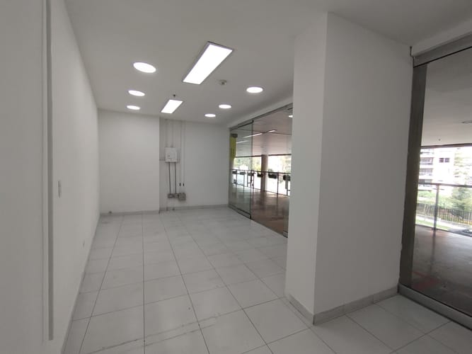 Local en arriendo en Loma Del Esmeraldal, Envigado, 25 m² · foto 5 de 10