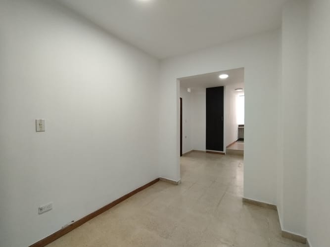 Oficina en arriendo en Otraparte, Envigado, 50 m² · foto 2 de 8