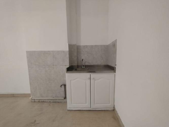Local en arriendo en La Candelaria, Medellín, 32 m² · foto 9 de 16