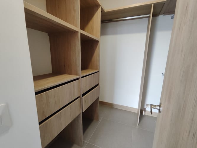 Apartamento de 3 alcobas en arriendo en El Poblado, Medellín, 127 m² · foto 15 de 20