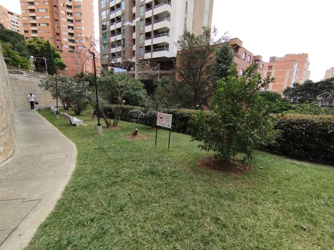 Apartamento de 3 alcobas en arriendo en Las Lomitas, Sabaneta, 64 m² · foto 18 de 20