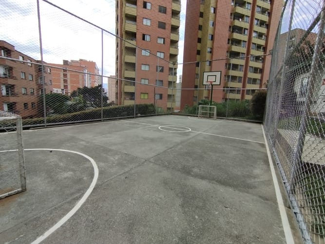 Apartamento de 3 alcobas en arriendo en Las Lomitas, Sabaneta, 64 m² · foto 19 de 20
