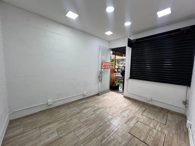 Local en arriendo en Belén, Medellín, 12 m² · foto 4 de 13