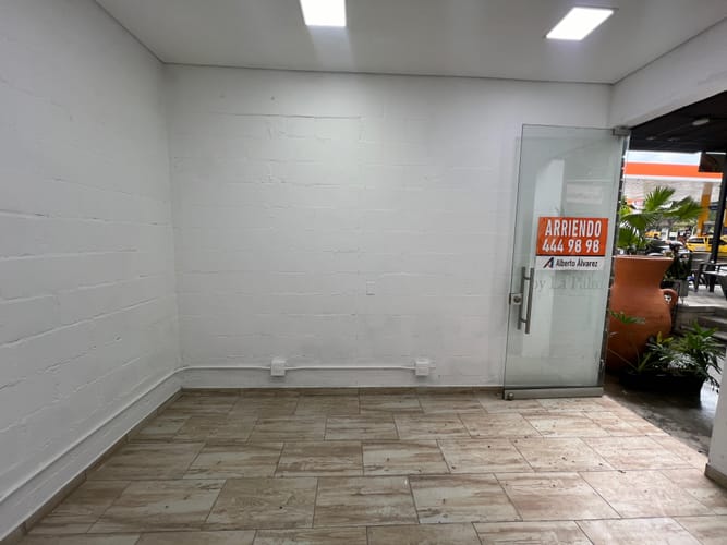 Local en arriendo en Belén, Medellín, 12 m² · foto 9 de 13