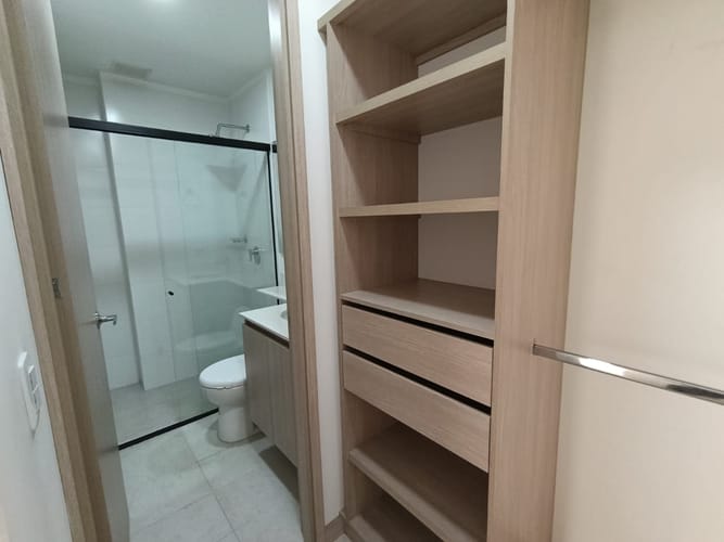 Oficina en arriendo en Estadio, Medellín, 25 m² · foto 3 de 12