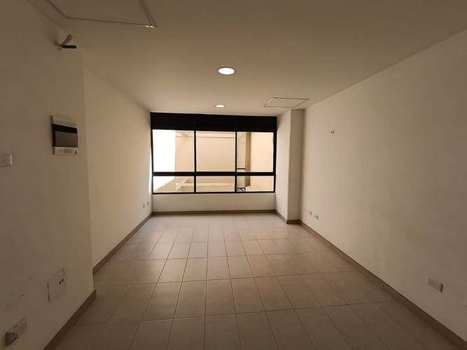 Oficina en arriendo en Estadio, Medellín, 25 m² · foto 5 de 12