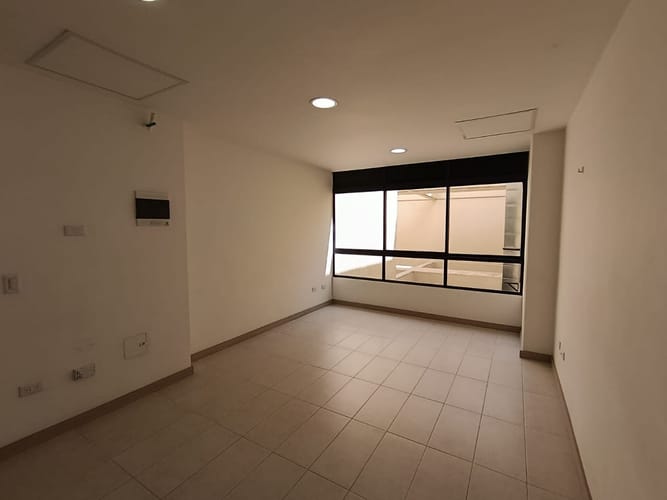 Oficina en arriendo en Estadio, Medellín, 25 m² · foto 8 de 12