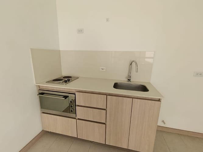 Oficina en arriendo en Estadio, Medellín, 25 m² · foto 9 de 12