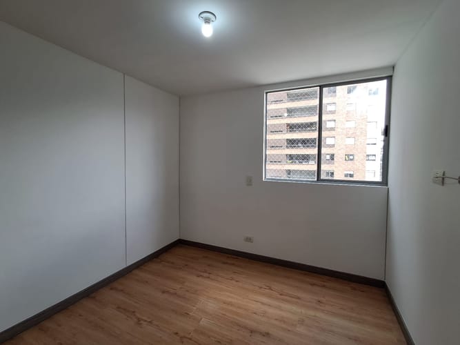 Apartamento de 3 alcobas en arriendo en Villa Carlota, Medellín, 106 m² · foto 6 de 20
