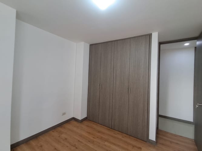 Apartamento de 3 alcobas en arriendo en Villa Carlota, Medellín, 106 m² · foto 8 de 20