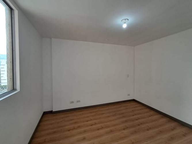 Apartamento de 3 alcobas en arriendo en Villa Carlota, Medellín, 106 m² · foto 10 de 20