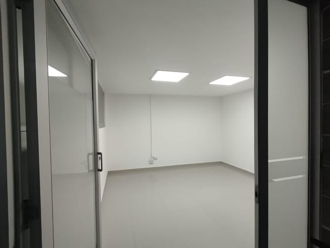 Oficina en arriendo en Laureles, Medellín, 40 m² · foto 11 de 15