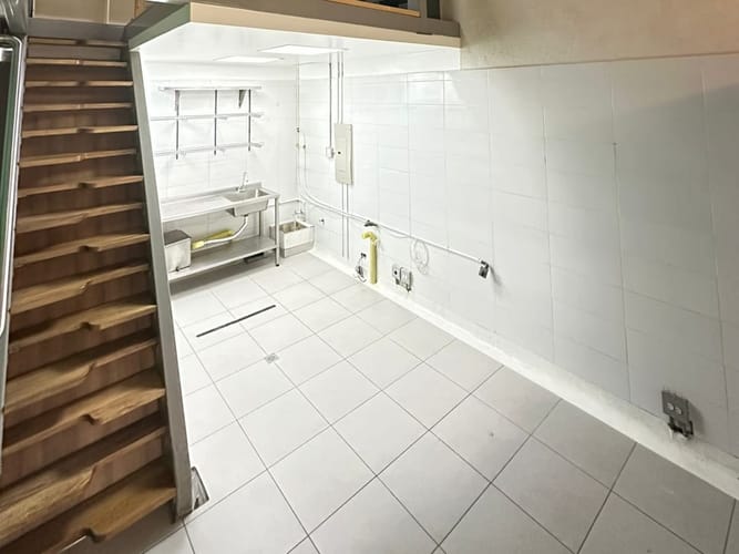 Local en arriendo en Loma Del Escobero, Envigado, 33 m² · foto 13 de 19
