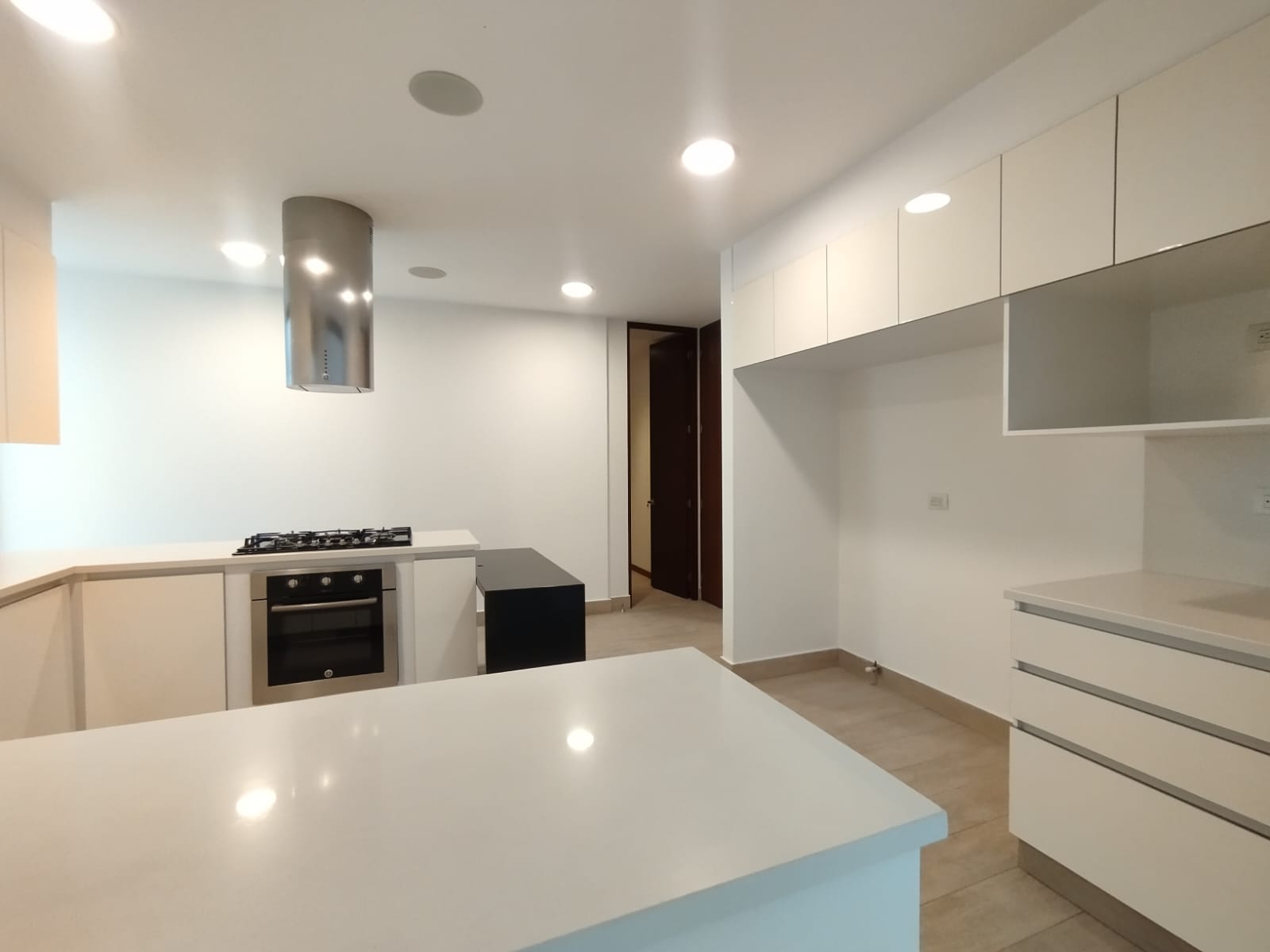 Apartamento en arriendo en Urbanización Las Cumbres, Medellín · foto 11 de 20