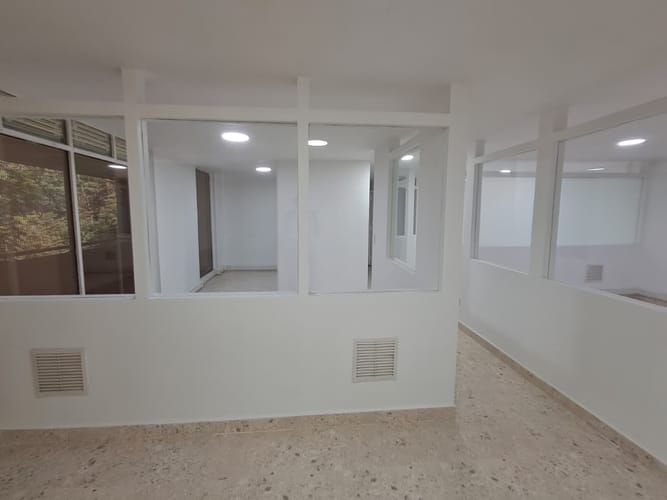 Oficina en arriendo en Laureles, Medellín, 50 m² · foto 5 de 20