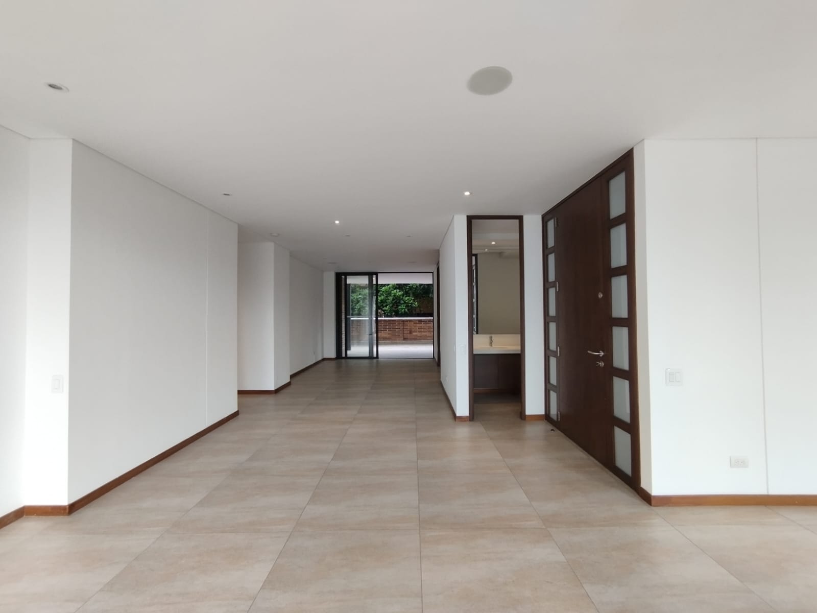 Apartamento en arriendo en Urbanización Las Cumbres, Medellín · foto 16 de 20