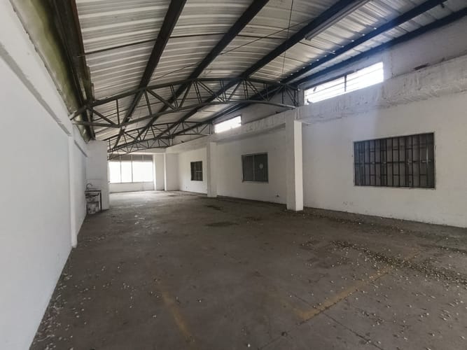 Bodega en arriendo en Niquia, Bello, 200 m² · foto 6 de 9
