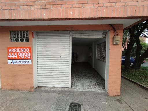 Local en arriendo en La Palma, Medellín, 37 m² · foto 3 de 9