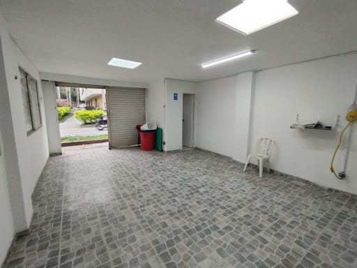 Local en arriendo en La Palma, Medellín, 37 m² · foto 6 de 9