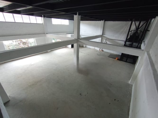 Bodega en arriendo en Guarne, 1580 m² · foto 5 de 14