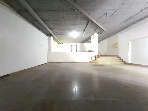 Local en arriendo en Villa Nueva, Medellín, 145 m² · foto 3 de 11