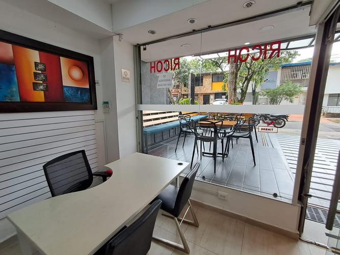 Local en arriendo en Suramericana, Medellín, 16 m² · foto 3 de 14