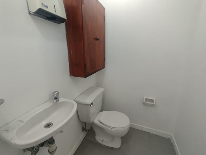 Oficina en arriendo en El Poblado, Medellín, 22 m² · foto 4 de 8