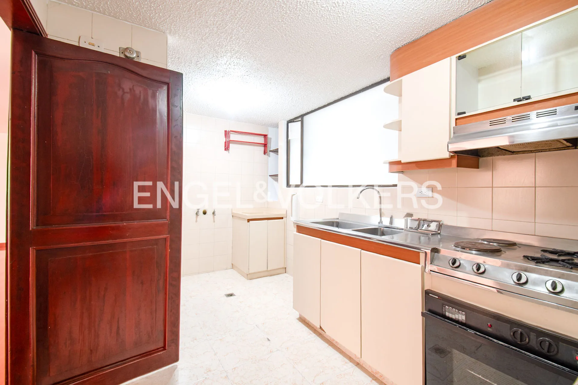 Apartamento en venta en La Carolina, Bogotá · foto 4 de 10