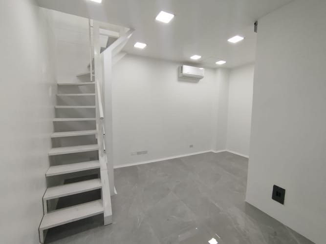 Local en arriendo en Los Balsos, Medellín, 11 m² · foto 6 de 9