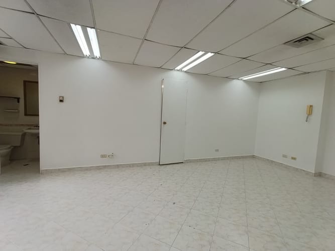 Oficina en arriendo en La Ceja, 32 m² · foto 4 de 11