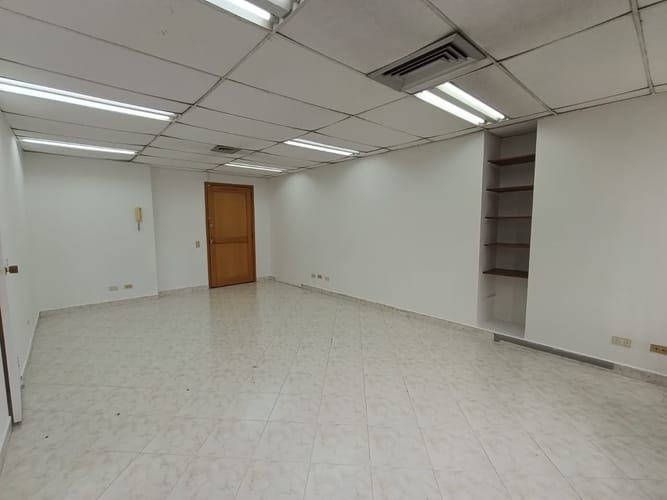 Oficina en arriendo en La Ceja, 32 m² · foto 8 de 11