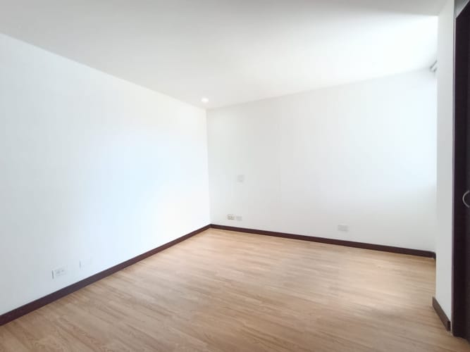 Apartamento de 2 alcobas en arriendo en El Poblado, Medellín, 79 m² · foto 18 de 18