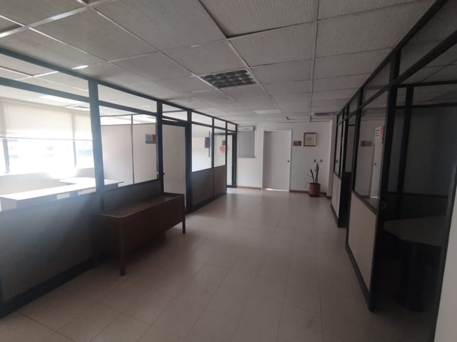 Oficina en arriendo en La Candelaria, Medellín, 411 m² · foto 5 de 18