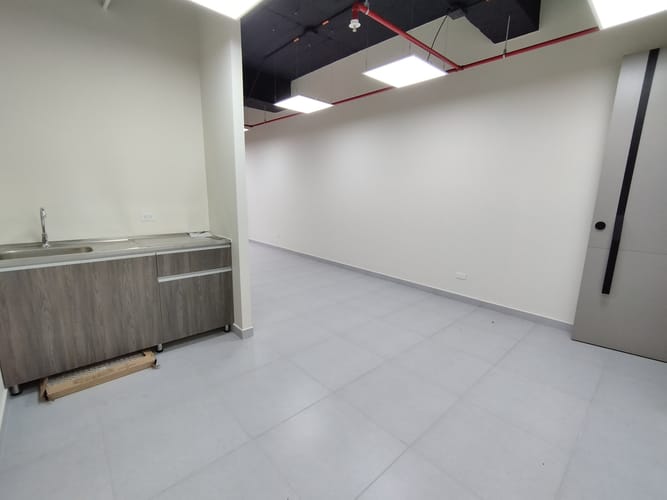 Oficina en arriendo en El Poblado, Medellín, 36 m² · foto 8 de 8