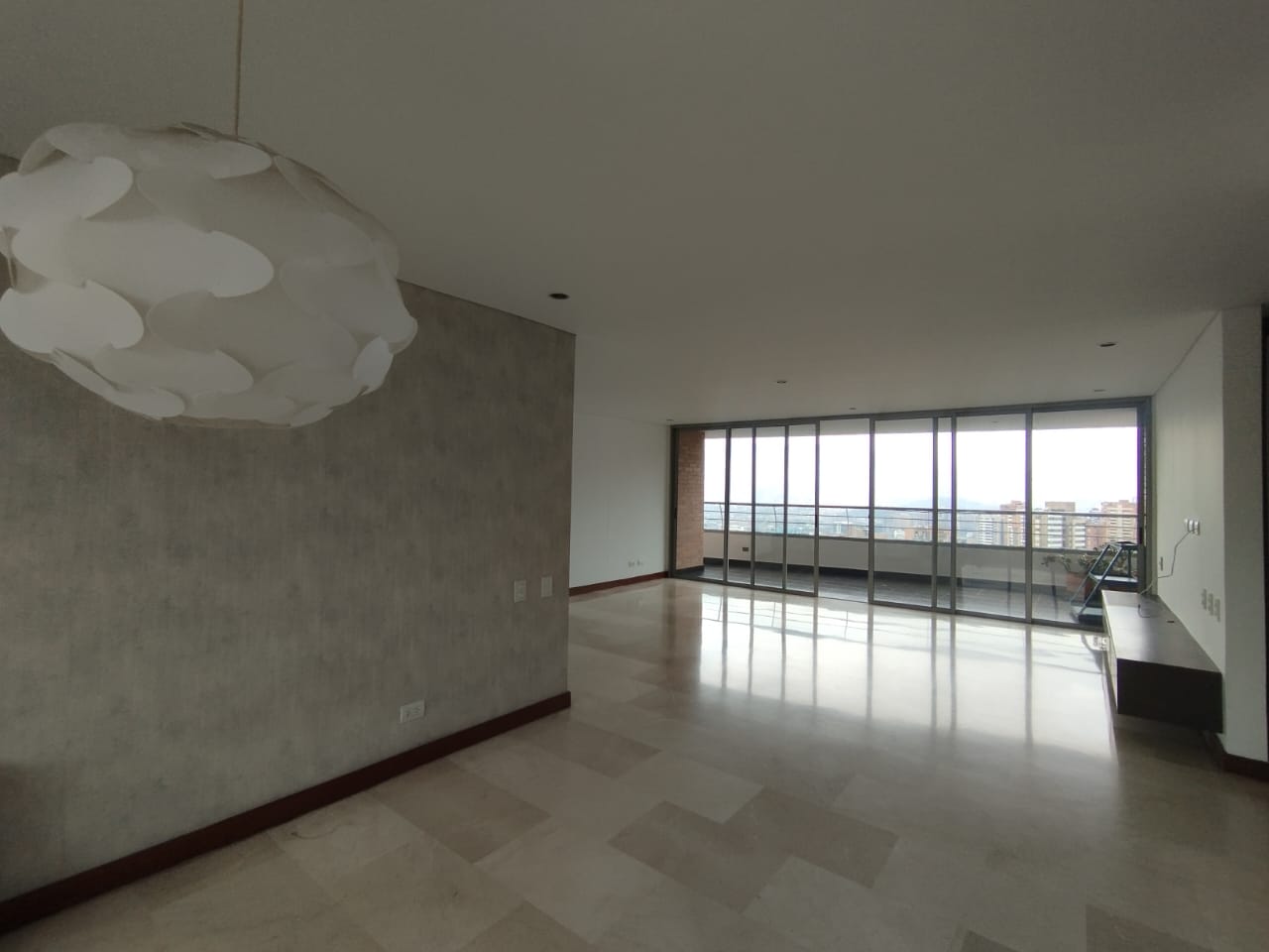 Apartamento en arriendo en El Poblado, Medellín · foto 6 de 20