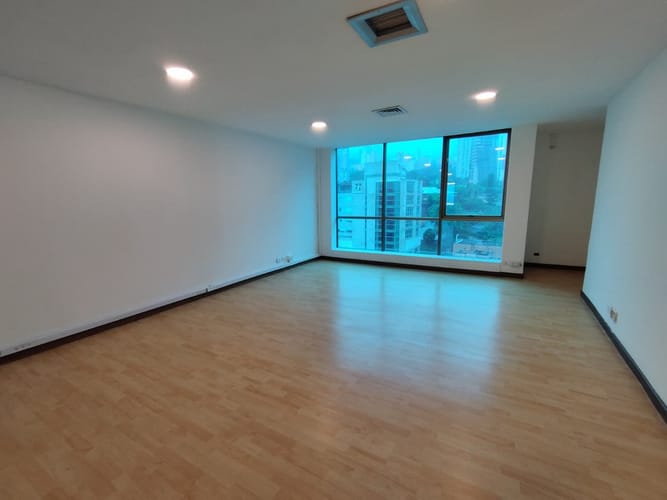 Oficina en arriendo en El Poblado, Medellín, 50 m² · foto 5 de 13