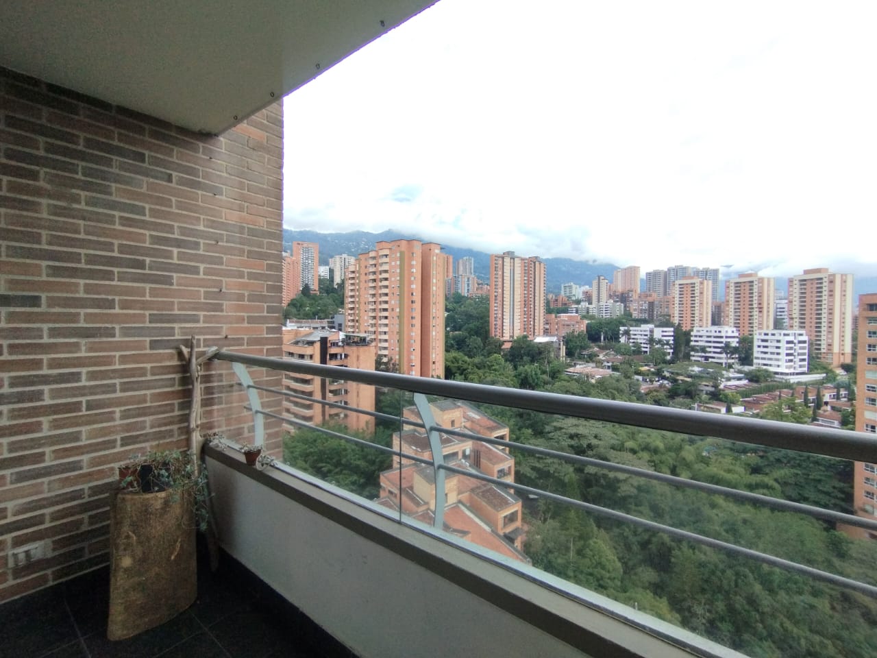 Apartamento en arriendo en El Poblado, Medellín · foto 11 de 20