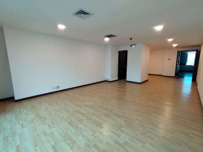 Oficina en arriendo en El Poblado, Medellín, 50 m² · foto 10 de 13