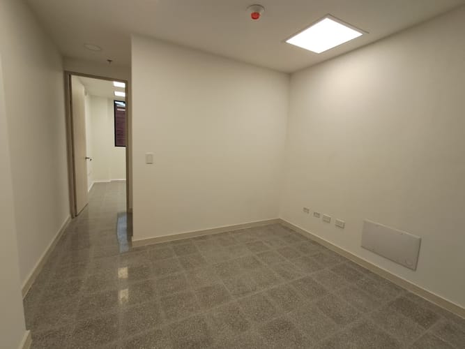 Oficina en arriendo en Laureles, Medellín, 30 m² · foto 6 de 20