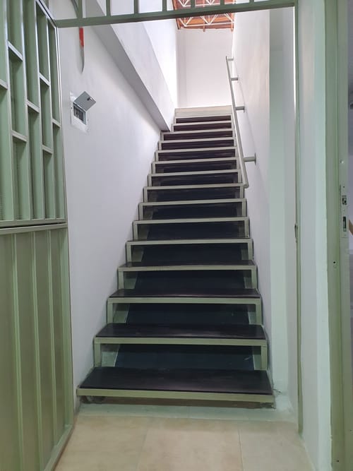 Bodega en arriendo en Cristo Rey, Medellín, 218 m² · foto 2 de 10
